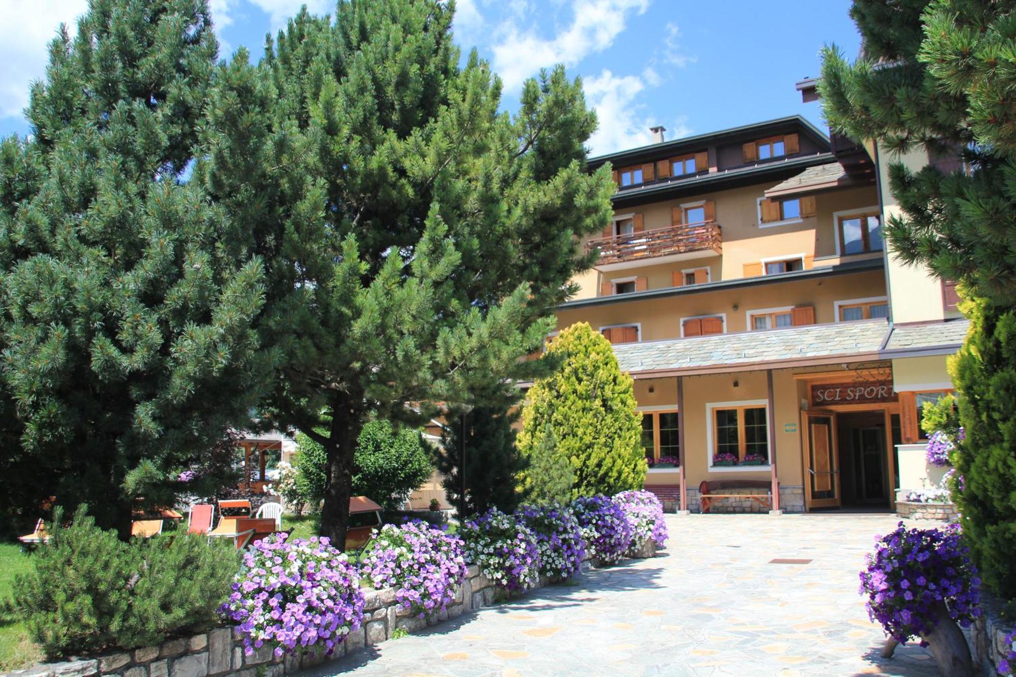 Residence Sci Sport Bormio Buitenkant foto